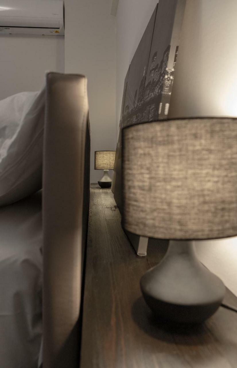 Kleio - Spacious Apartment In Glyfada Athens Luaran gambar
