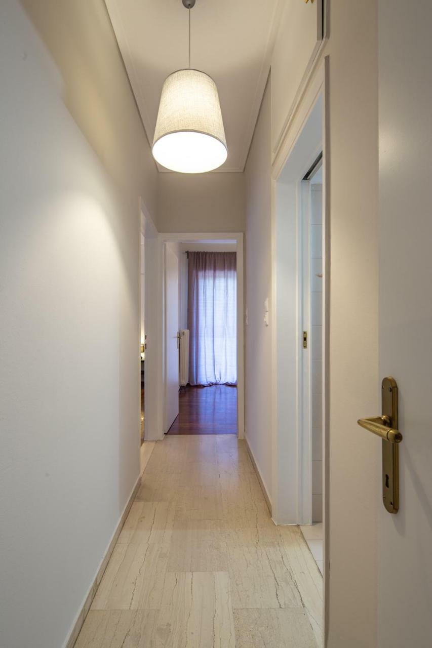 Kleio - Spacious Apartment In Glyfada Athens Luaran gambar