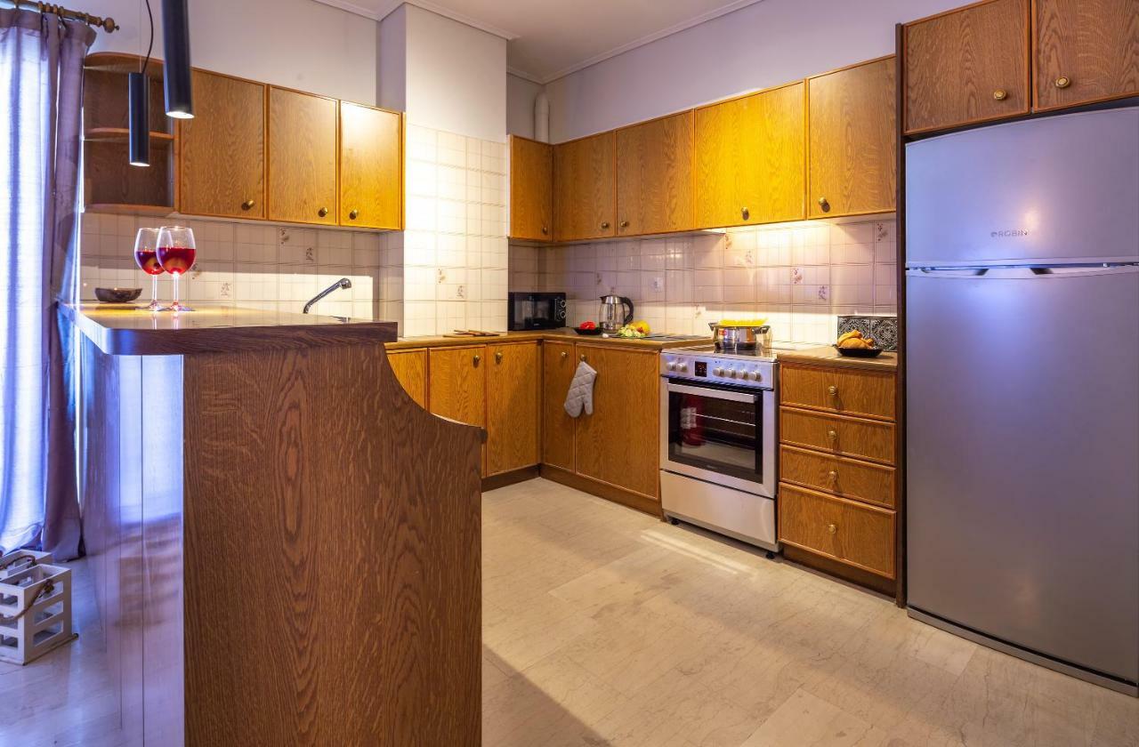 Kleio - Spacious Apartment In Glyfada Athens Luaran gambar